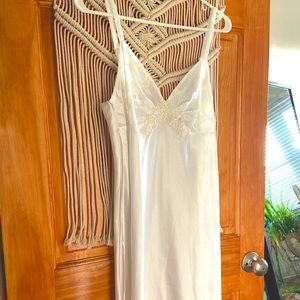 SOLD✌🏼Oscar de la Renta Vintage Slip Gown